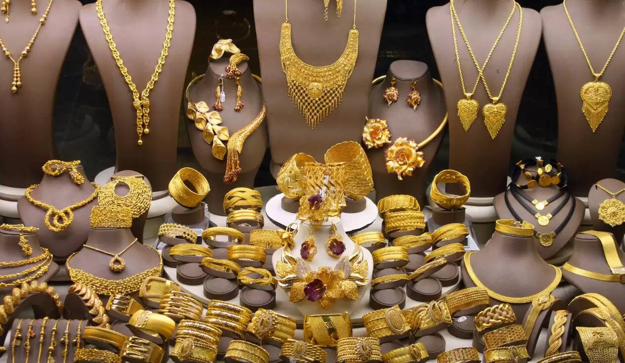 डूंगरपुर जिले के 14 गांवों ने शादियों में सोने-चांदी जेवरात इस्तेमाल पर लगाया बैन, महापंचायत में लिया फैसला